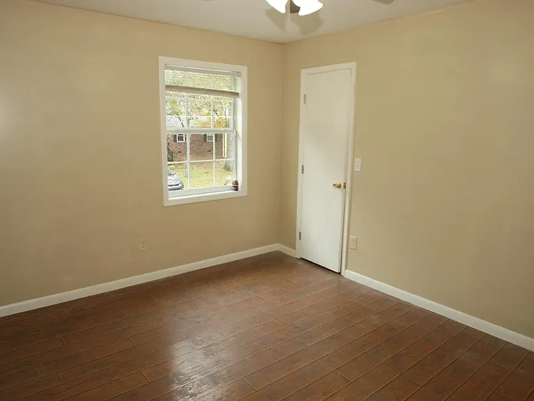 346 Longwood St #346 — Photo 8