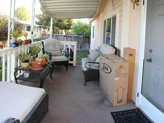 3rd image of 387 Los Encinos Ct #387