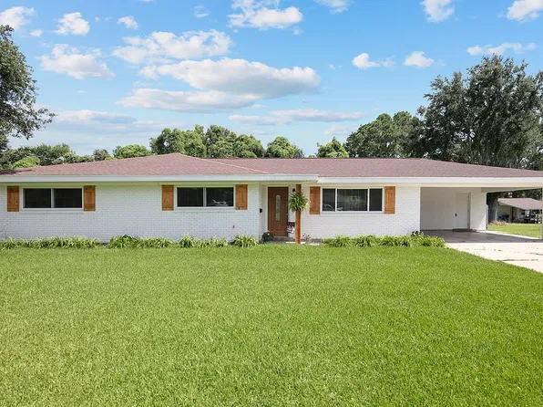 221 Charles Dr, Lafayette, LA 70508