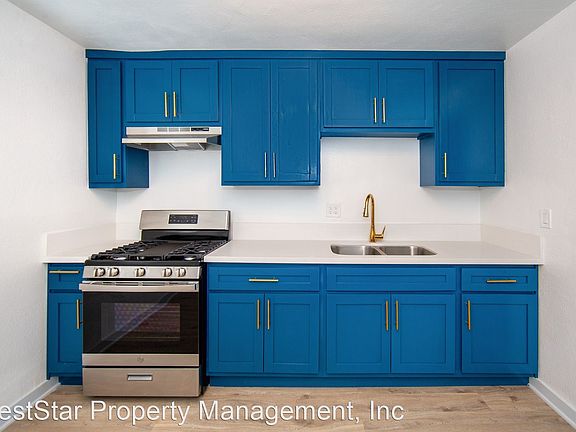 4th image of 1470 Elm Ave APT 1