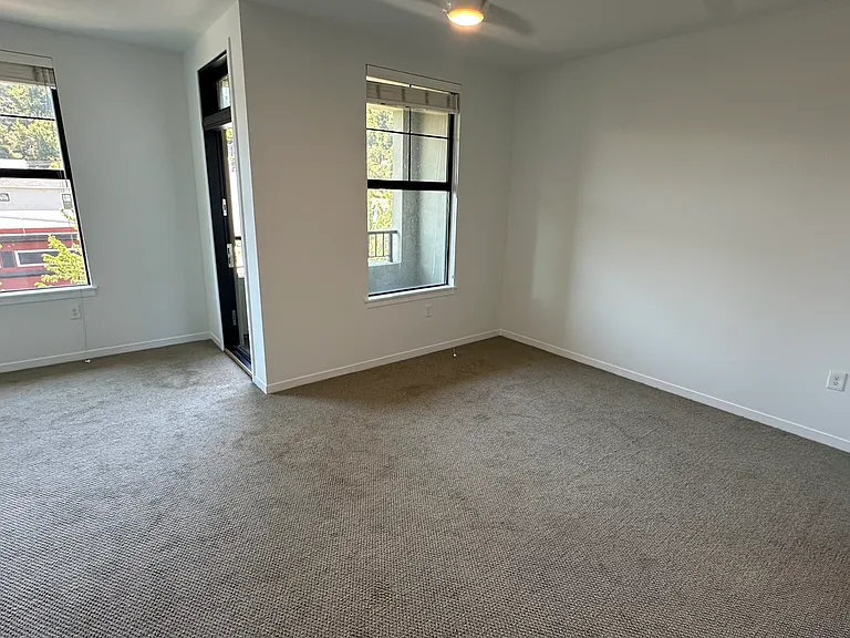 107 G St #204 — Photo 12