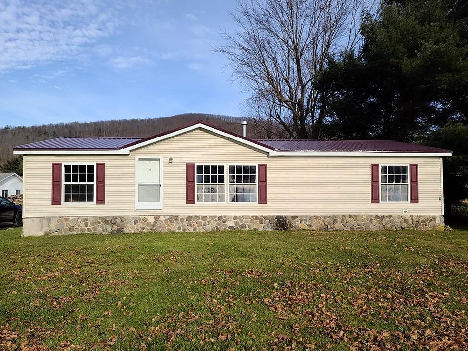 1st image of 607 E Main St