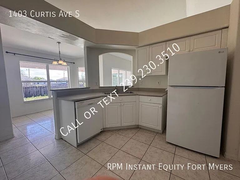 1403 Curtis Ave S — Photo 7