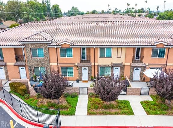 4th image of 16408 Valencia Ave #814
