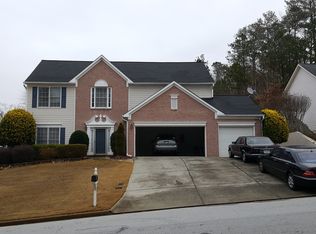 4085 Oak Park Dr, Suwanee, GA