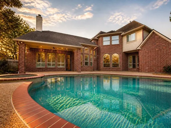 13602 Springmint Dr, Cypress, TX 77429