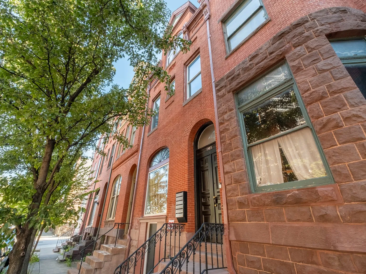 2 bed, $1,800 — Photo 2