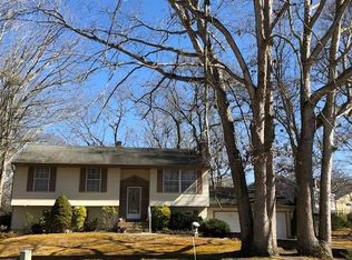 313 Cricket Dr, Egg Harbor Township, NJ 08234