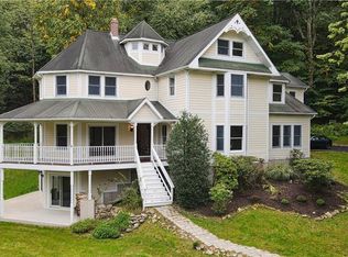 1640 Spring Valley Rd, Bethlehem, PA 18015