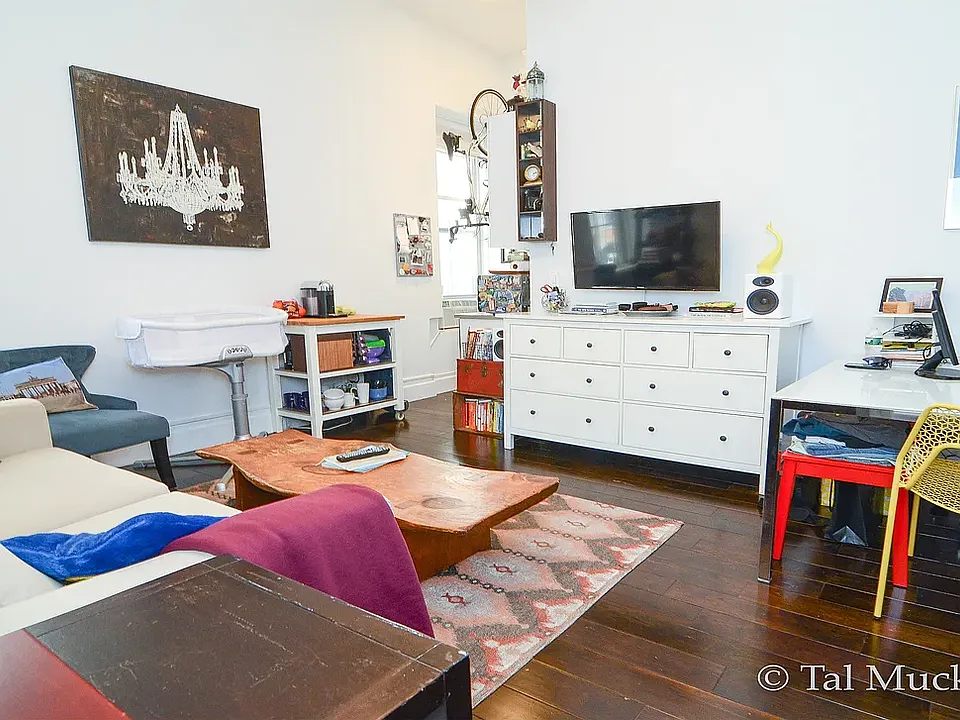 15 E 21st St #430