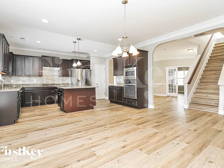 7 Cloverfield Ct — Photo 9