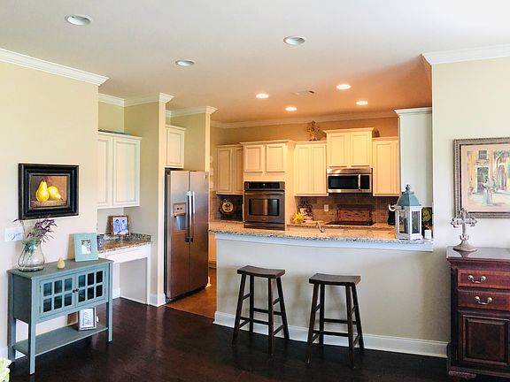 5th image of 1545 Bon Terre Blvd
