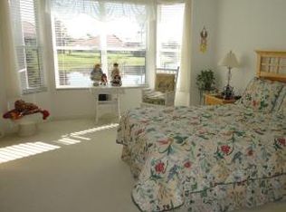 700 SW Lake Charles Cir, Port Saint Lucie, FL 34986