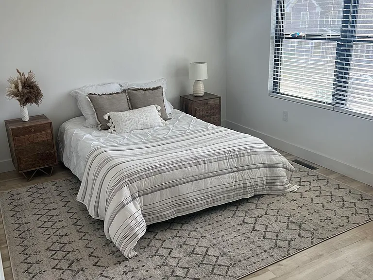 2251 Hillside Ave #14 — Photo 6