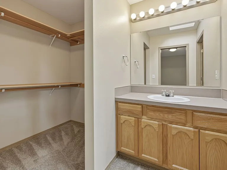 2440 Boulevard Heights Loop SE — Photo 43