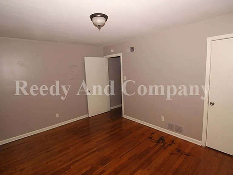 848 Biggs St — Photo 11