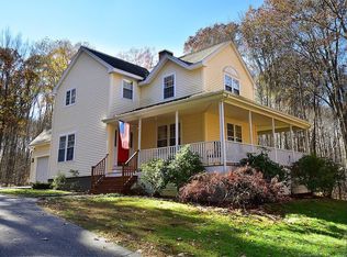 227 Stearns Rd, Storrs Mansfield, CT 06268