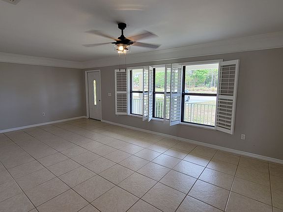 4th image of 2442 SE Grand Dr