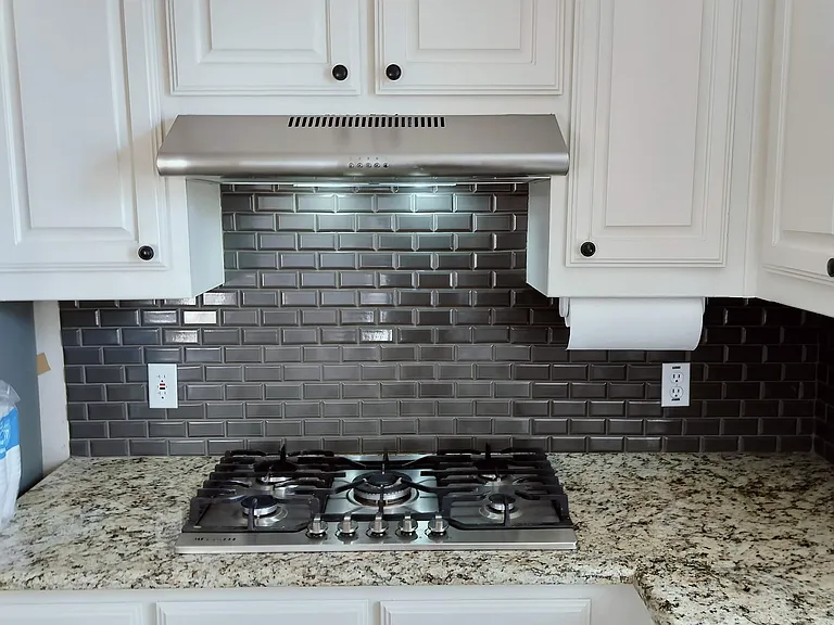 8001 Case Dr — Photo 51