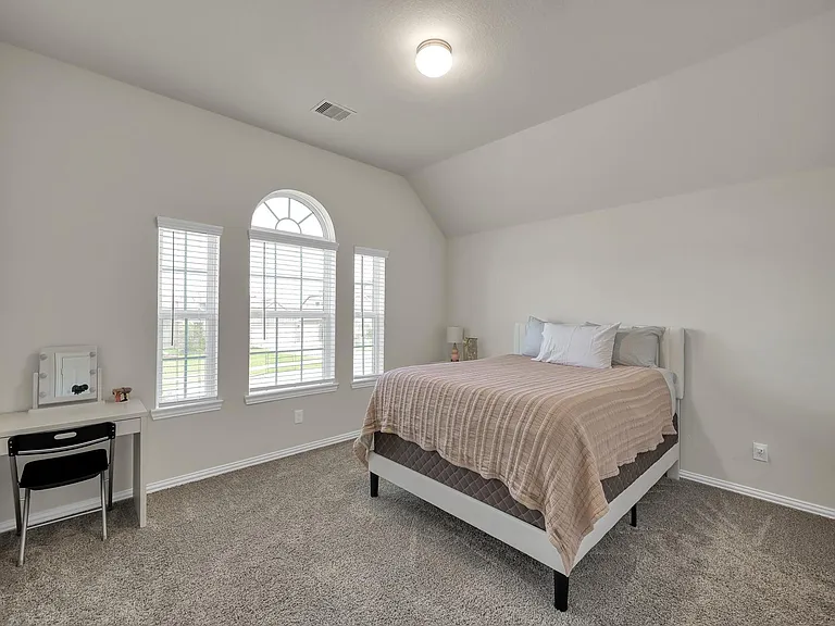 125 Dina Ln — Photo 16