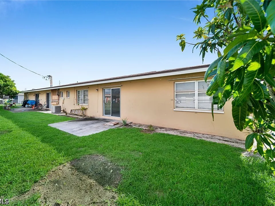 4824 Lucaya Dr #2