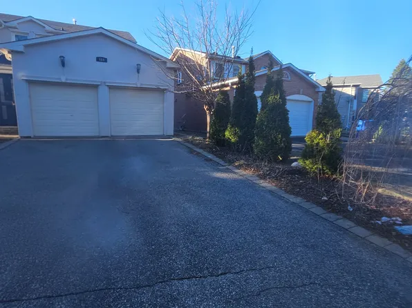 164 Timpson Dr, Aurora, ON L4G 5N2