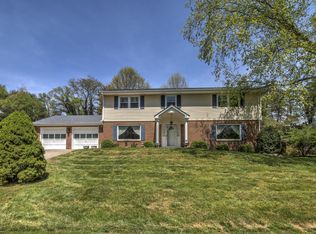 3743 Chesterton St SW, Roanoke, VA 24018