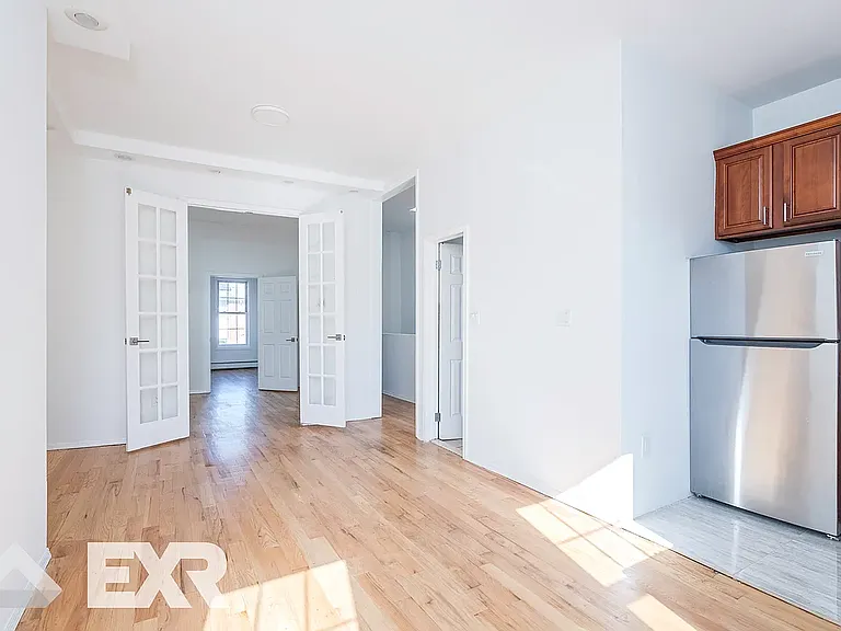 68 Covert St #3B — Photo 10