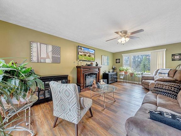 5th image of 1014 Ingalls St
