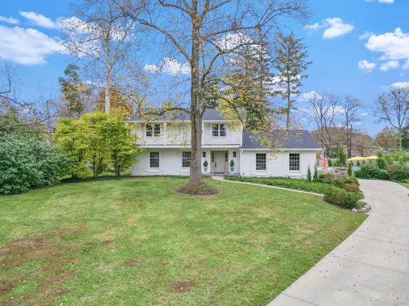 7618 Pineglen Dr, Cincinnati, OH 45224