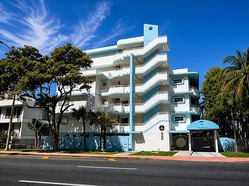 9156 Collins Ave Photo 1