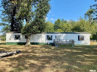 201 Mount Moriah Ave, West Frankfort, IL 62896