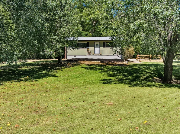 228 Laurel Valley Rd, Townsend, TN 37882