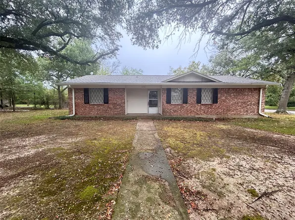 500 Sprite Dr, Sulphur Springs, TX 75482