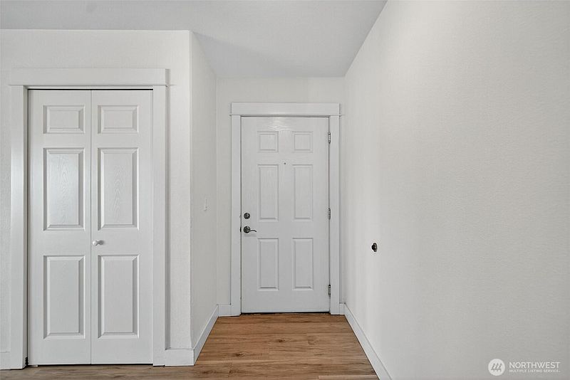 3rd image of 1600 W Ocean Avenue #1211
