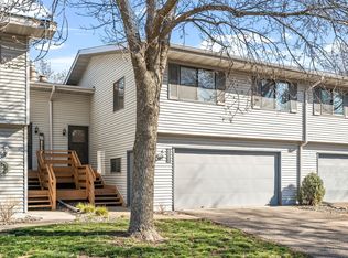 4223 Shirlee Ln N, Shoreview, MN 55126