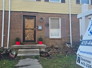 17 Robinway Ct #26B, Nottingham, MD 21236
