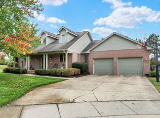 6092 Boulder Ct, Columbus, IN