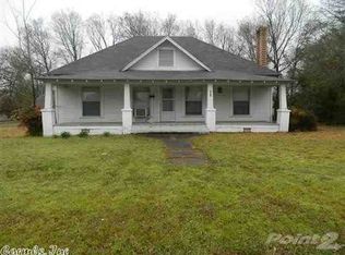 601 E Pine St, Gurdon, AR 71743