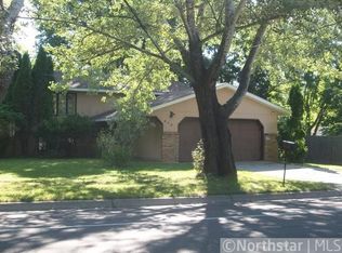 212 Summit Ave S, Sauk Rapids, MN 56379