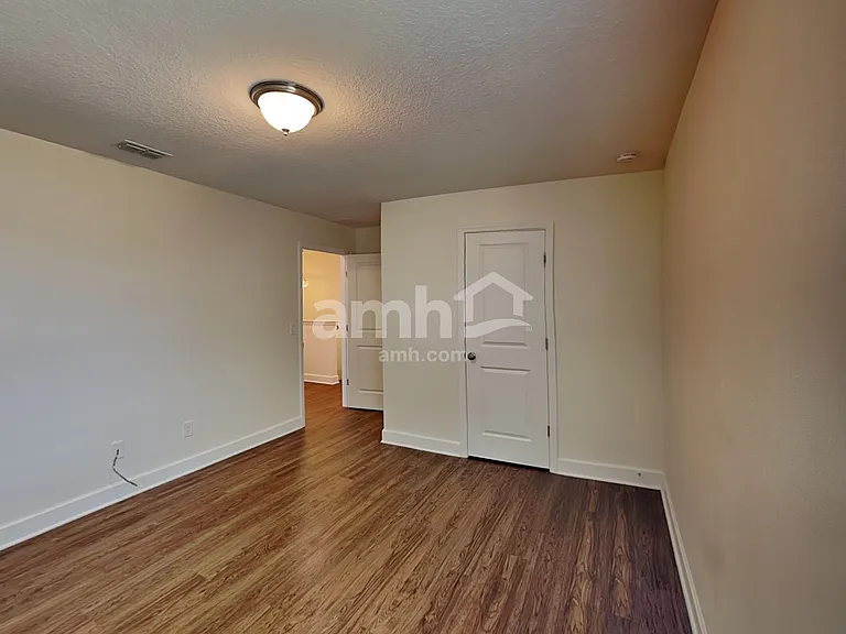 329 Crestrun Loop — Photo 11