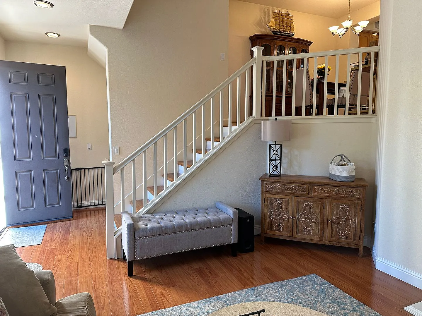 Charming and Bright 3 Bedroom, 3 Bath Contemporary Midtown Townhouse — Photo 3