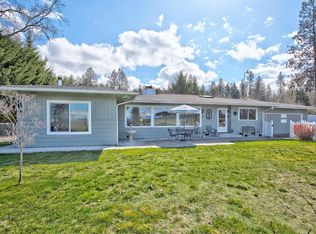 2474 Coach Dr, Grants Pass, OR 97527