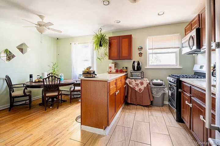 3 bed, 2.5 bath, 1116 sqft, $4,000 — Photo 2