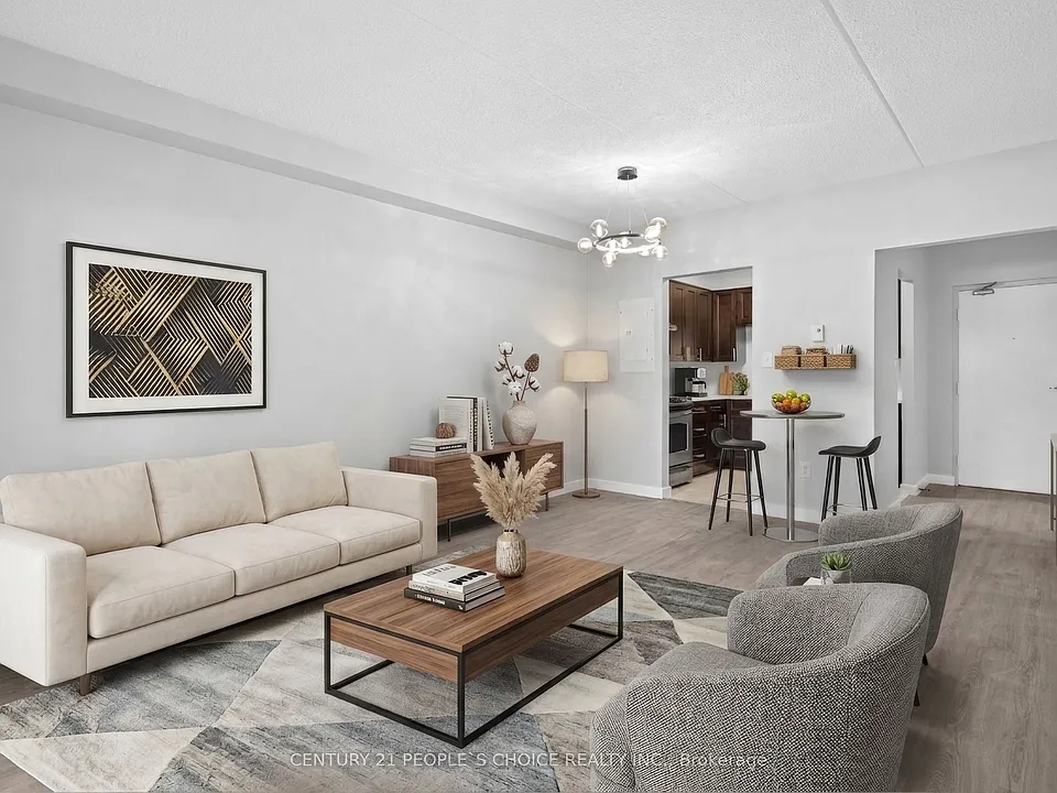 72 Main St E #107