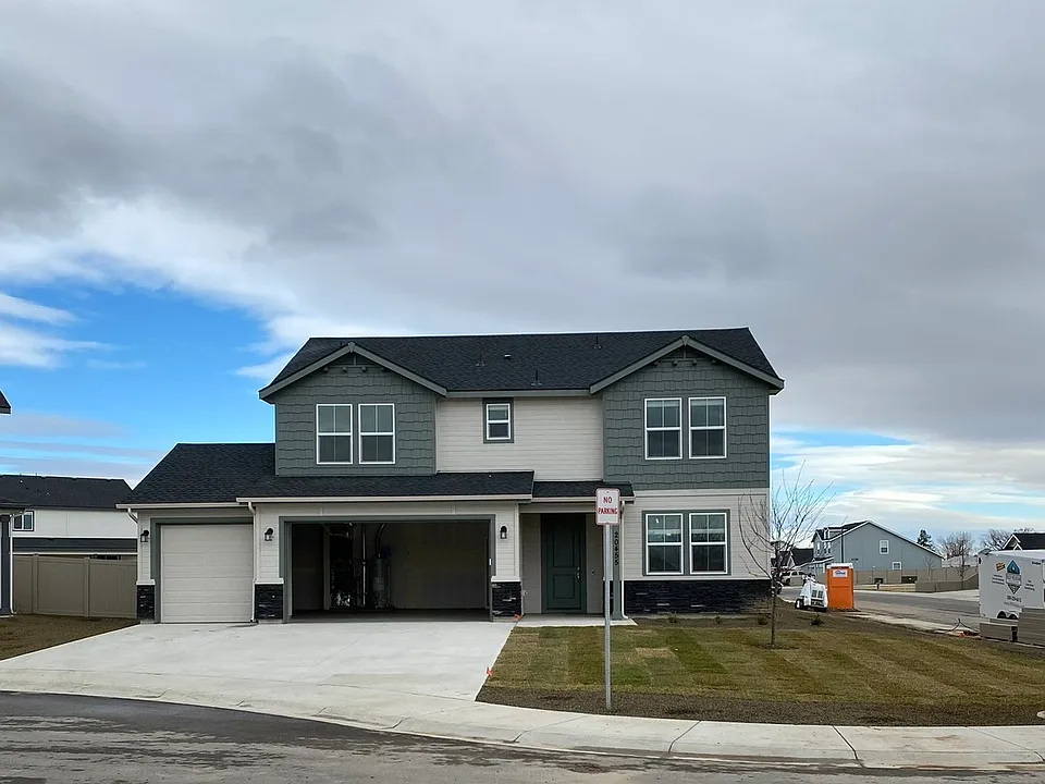 20455 Weymouth Pl