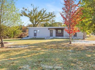 174 Prairie Ln, Kirbyville, MO 65679