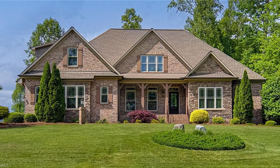 1st image of 8405 Lillys Ct