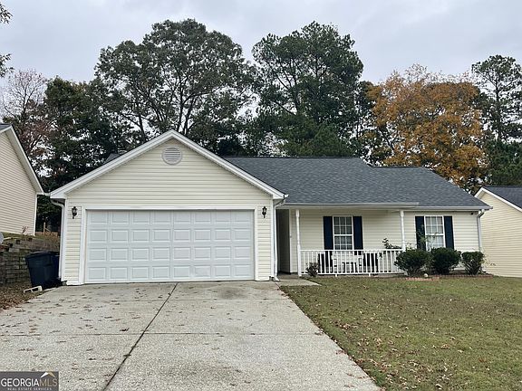 2nd image of 94 Amelia Garden Way