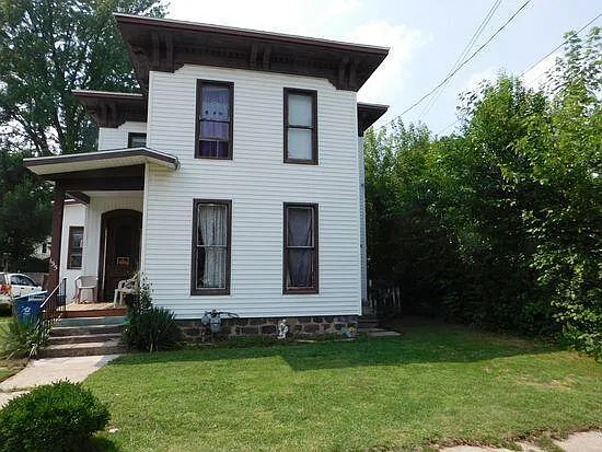 155 N Clay St photo 1